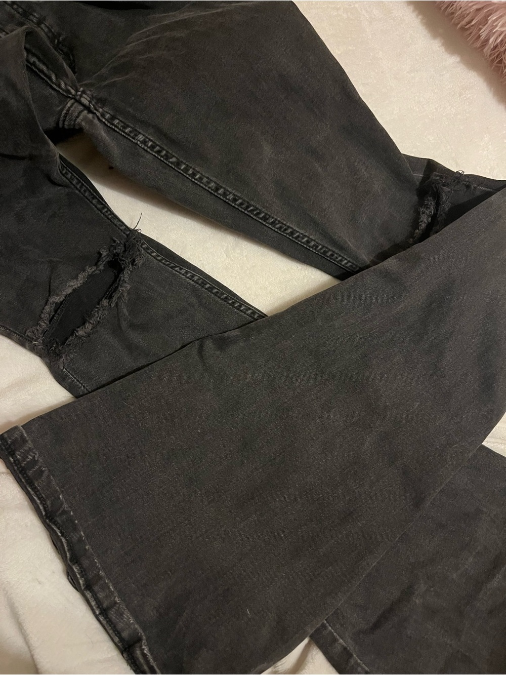 Arizona Jean Company Black Flare Jeans with Distressed Knee
